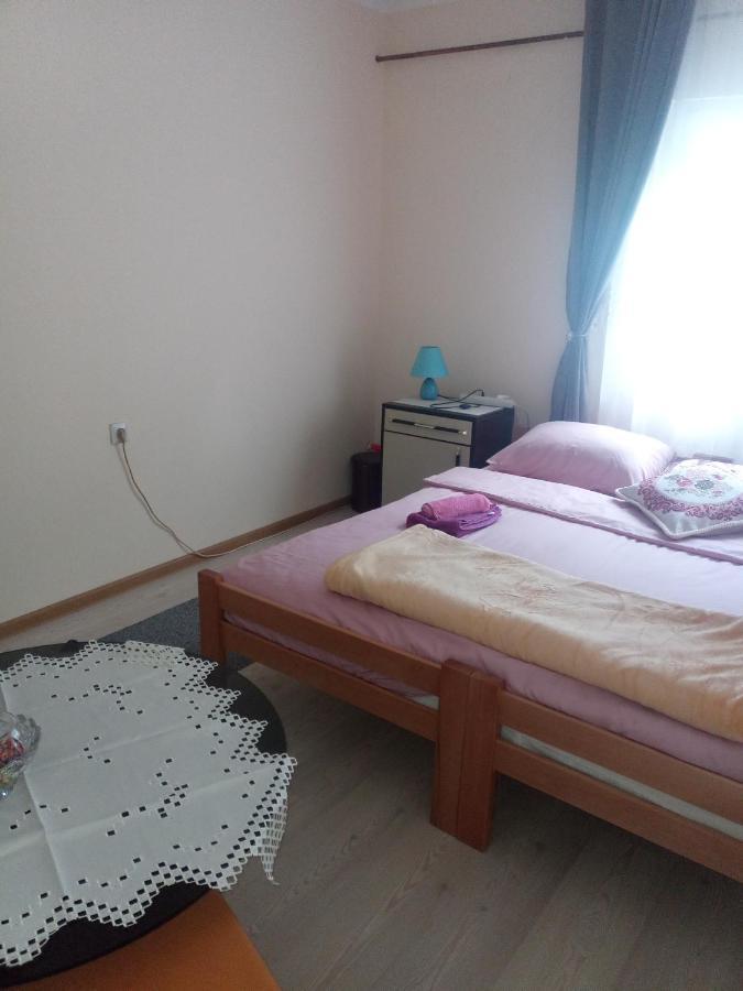 Valja Mare Moma Appartement Golubac Buitenkant foto